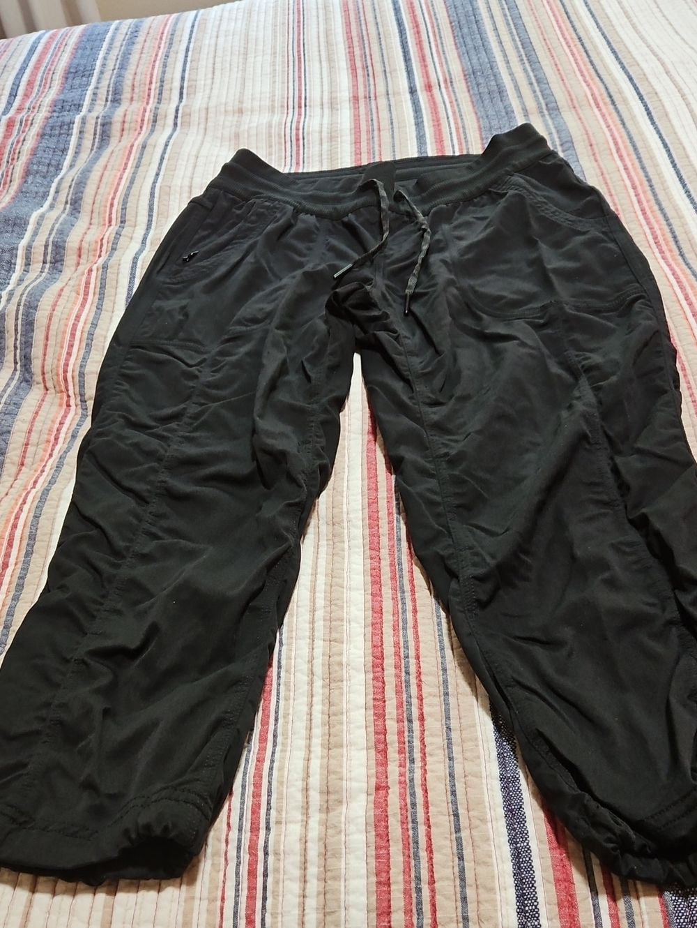 The North Face Black Drawstring Capri Jogger Pants